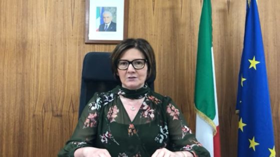 وفاة سفيرة إيطاليا لدى أستراليا بعد سقوطها من شرفة منزلها