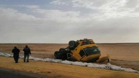 وفاة سائق شاحنة بحادث على الصحراوي