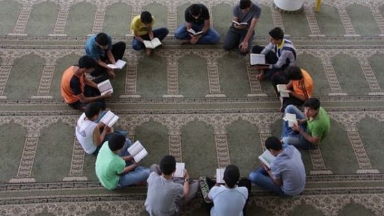 وزير الاوقاف : 2100 مركز تحفيظ قرآن في الأردن