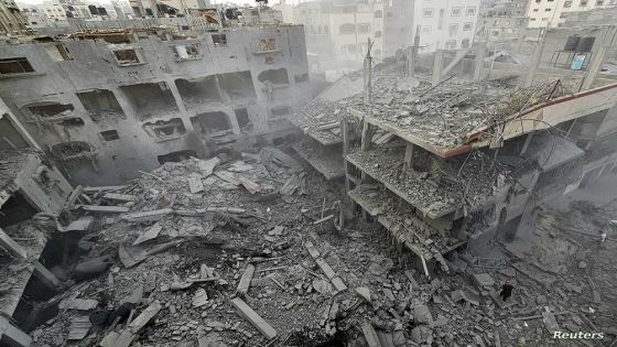 A general view shows the site of Israeli strikes on houses, as the conflict between Israel and Palestinian Islamist group Hamas continues, in the northern Gaza Strip October 23, 2023. REUTERS/Anas al-Shareef