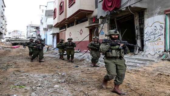 Israeli soldiers operate at the Shajaiya district of Gaza city amid the ongoing conflict between Israel and the Palestinian Islamist group Hamas, in the Gaza Strip December 8, 2023. REUTERS/Yossi Zeliger ISRAEL OUT. NO COMMERCIAL OR EDITORIAL SALES IN ISRAEL. EDITOR'S NOTE: REUTERS PHOTOGRAPHS WERE REVIEWED BY THE IDF AS PART OF THE CONDITIONS OF THE EMBED. NO PHOTOS WERE REMOVED.