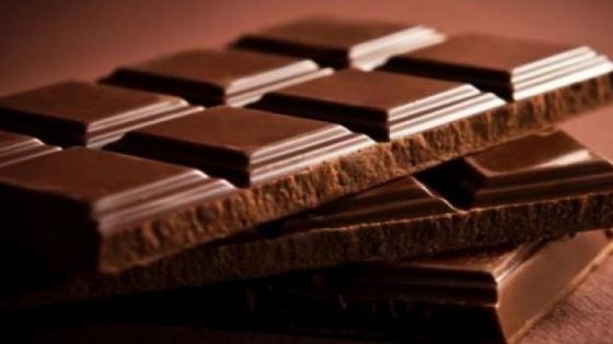 حجز 4500 عبوة منتج شوكولاتة مقلد لعلامة تجارية مشهورة