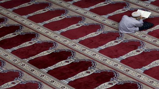 الأوقاف توضح سبب منع بث إقامة الصلاة بالمكبرات بمساجد بعمان