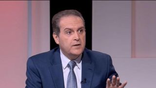 الهواري : صلاة الجمعة تخضع للدراسة مكثفة