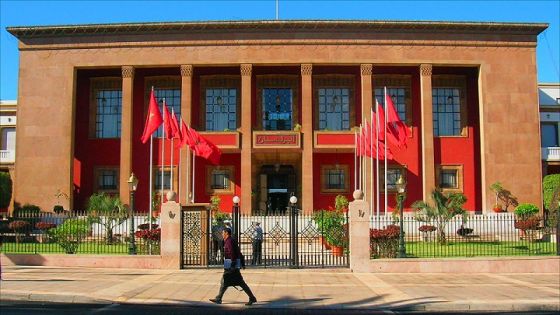 المغرب يُعلن التقشف وكورونا يُنهي معاشات البرلمانيين للأبد