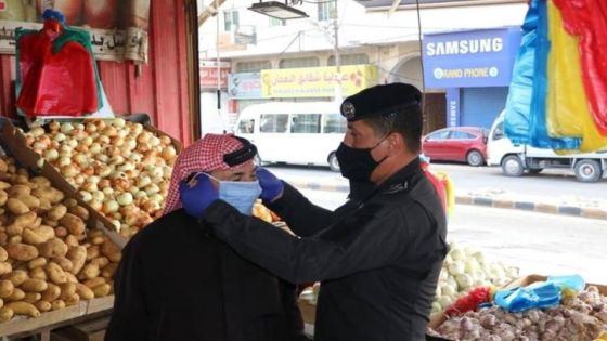 مختصون يحذرون من انتكاسة اقتصادية و وبائية في الأردن