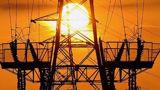 شركة الكهرباء الوطنية توقع اتفاقية الربط الكهربائي مع العراق