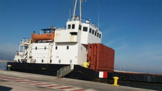 انشطار سفينة مصرية نصفين بعد مغادرتها تركيا