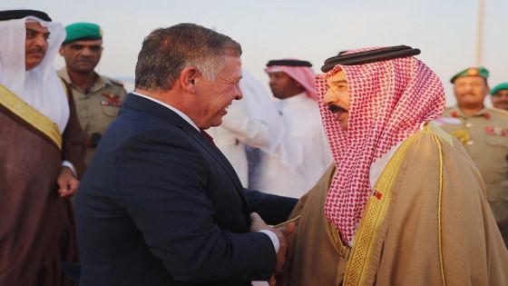 الملك يتلقى اتصالا هاتفيا من العاهل البحريني