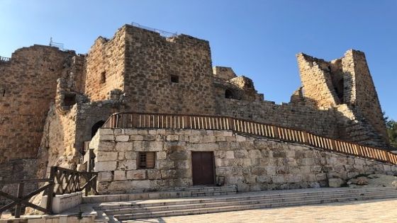 السياحة تُحيل عطاءات تنفيذ سياج معدني حول قلعة عجلون وموقع جرش