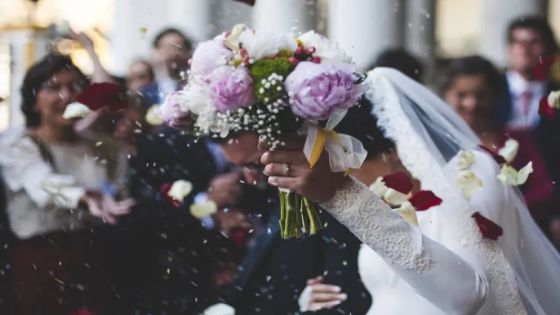 محافظ البلقاء يطلق مبادرة تزويج «5» عرسان مجانا احتفاء بزفاف ولي العهد