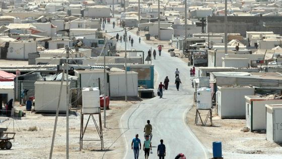 A general view shows the UN-run Zaatari camp for Syrian refugees, north east of the Jordanian capital Amman, on September 19, 2015. UN Humanitarian Chief Stephen O'Brien visited the Zaatari camp for talks with Jordanian officials on the refugee crisis. AFP PHOTO / KHALIL MAZRAAWI (Photo by KHALIL MAZRAAWI / AFP)