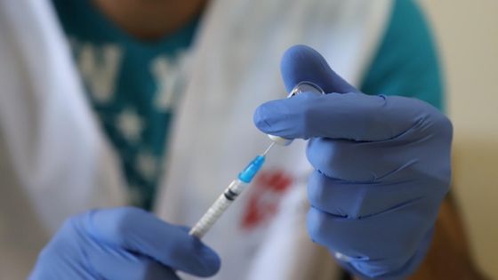 الصحة تعلن توقف مراكز التطعيم اليوم الثلاثاء