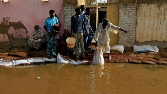 رئيس جنوب إفريقيا يعلن حالة الكارثة الوطنية إثر الفيضانات المدمرة